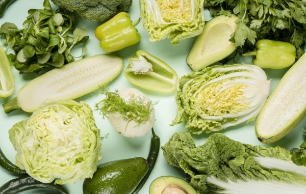 Folhas Verdes Escuras: Mais que Vitaminas, Força Pura - inspiração 1