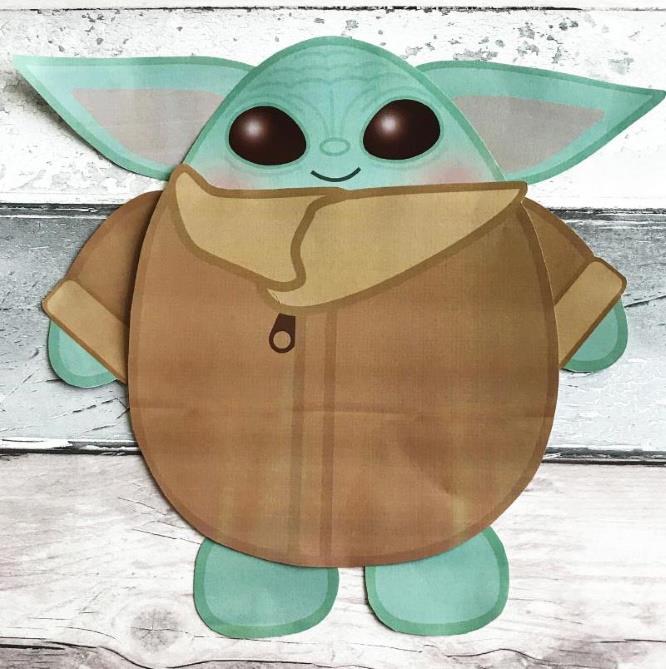 Baby Yoda Gigante: Escultura de Papel em Tamanho Real - inspiração 1