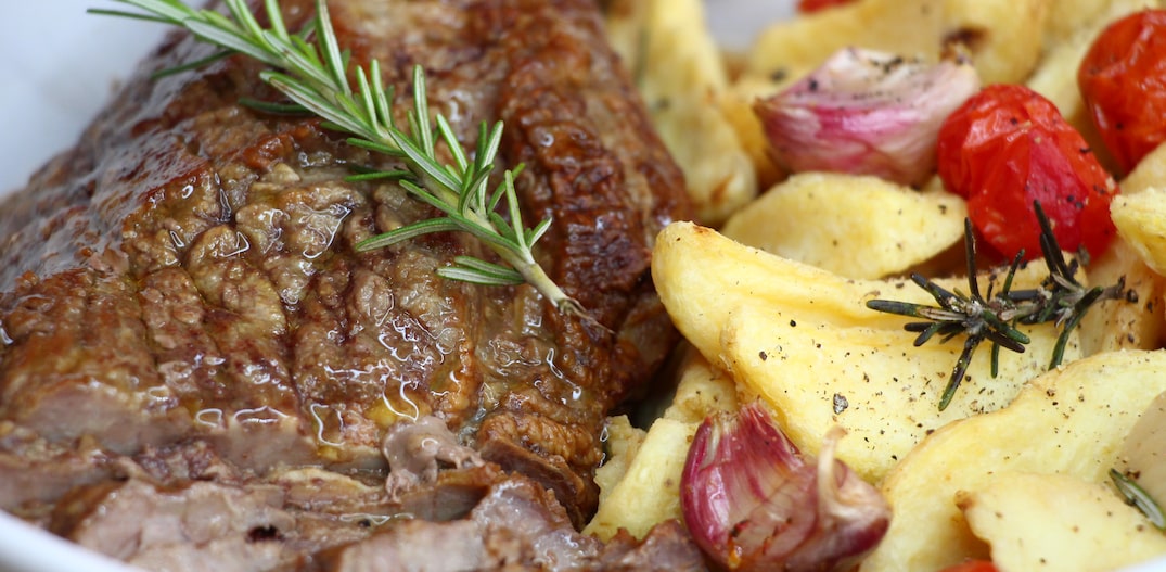 Como Virar o Bife: A Arte de Não Furar a Carne - inspiração 2