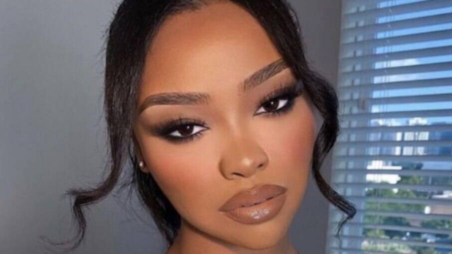 Escolha da Base e Corretivo: Cobertura e Durabilidade Garantidas - inspiração 1