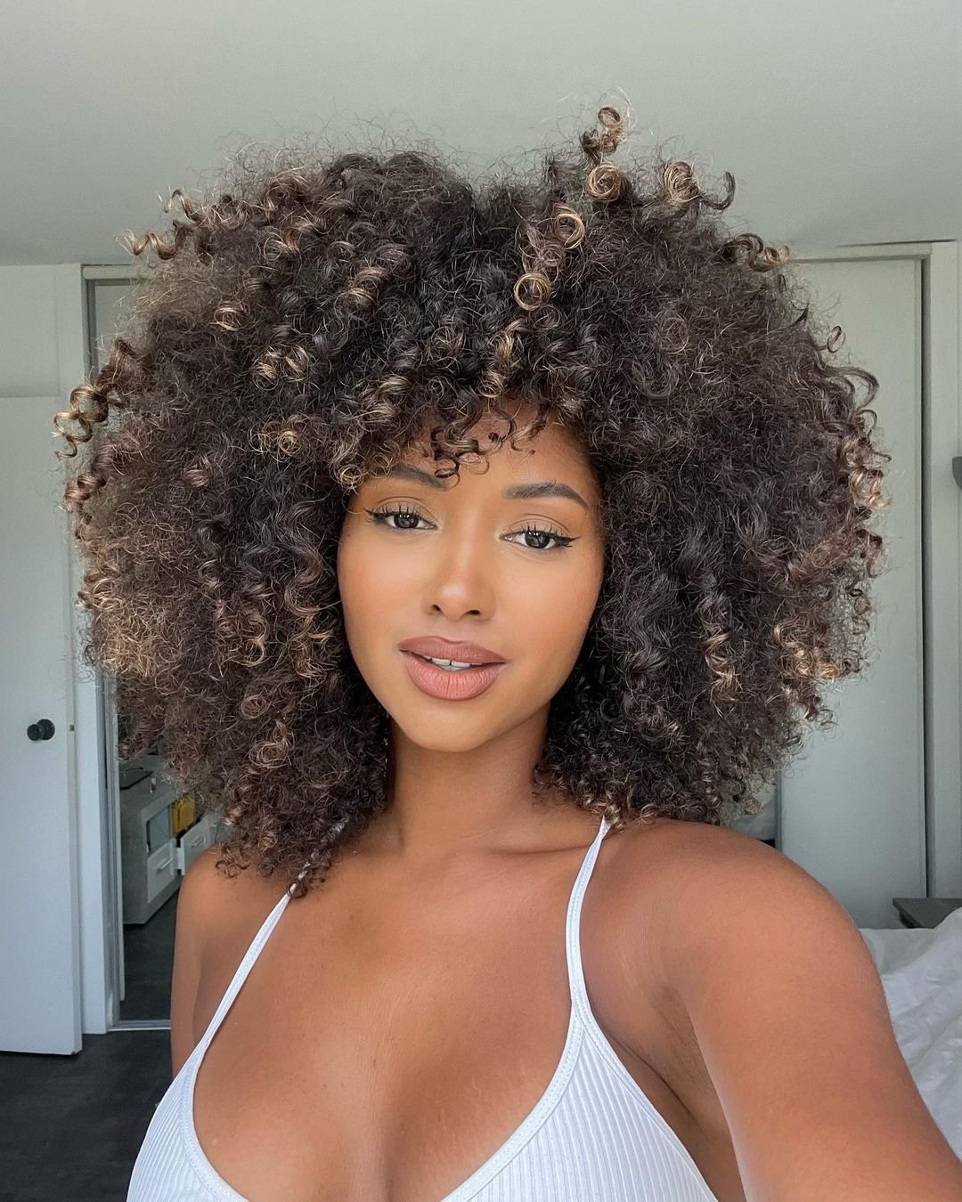 Massagem Turbinada no Couro Cabeludo - inspiração 3