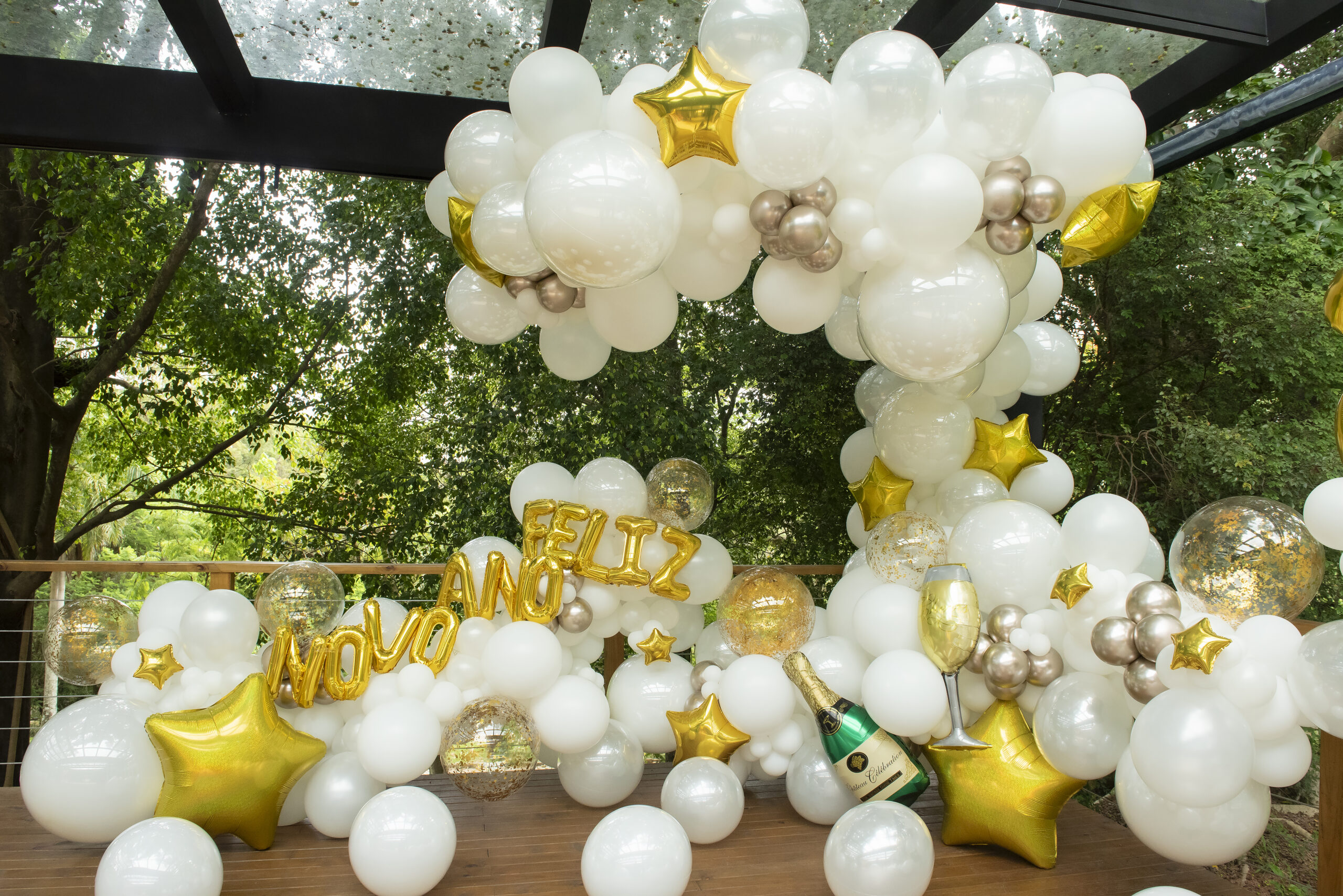 Tendências em Decoração com Balões para Eventos Adultos - inspiração 1