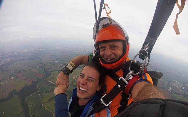 Canyoning: Explore Desfiladeiros e Cachoeiras com Segurança - inspiração 1