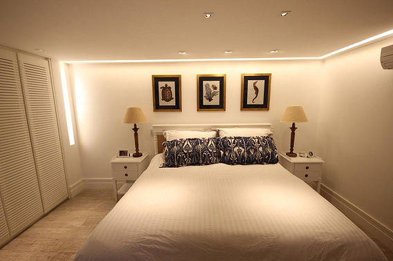 Abajures Laterais: Elegância e Funcionalidade ao Alcance da Mão - inspiração 1