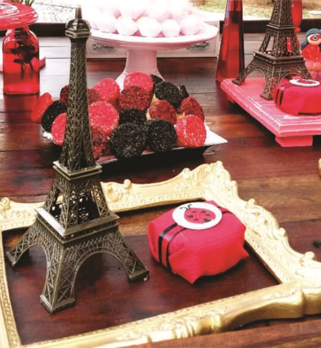 A Ladybug em Cada Detalhe: Pequenos Objetos, Grande Impacto - inspiração 1