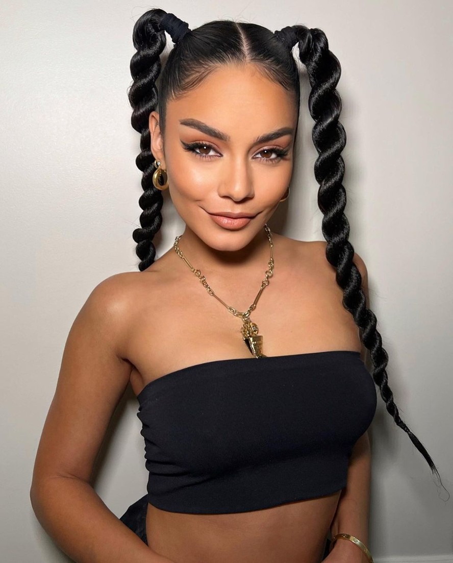 Rabo de Cavalo Polido: Sofisticação Minimalista - inspiração 3