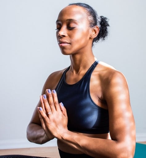 Alongue-se Discretamente: Movimentos Sutis que Relaxam - inspiração 3