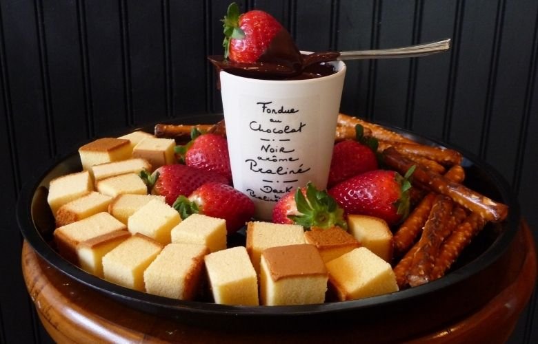 Fondue Doce: A Versatilidade do Chocolate e Outras Opções - inspiração 1