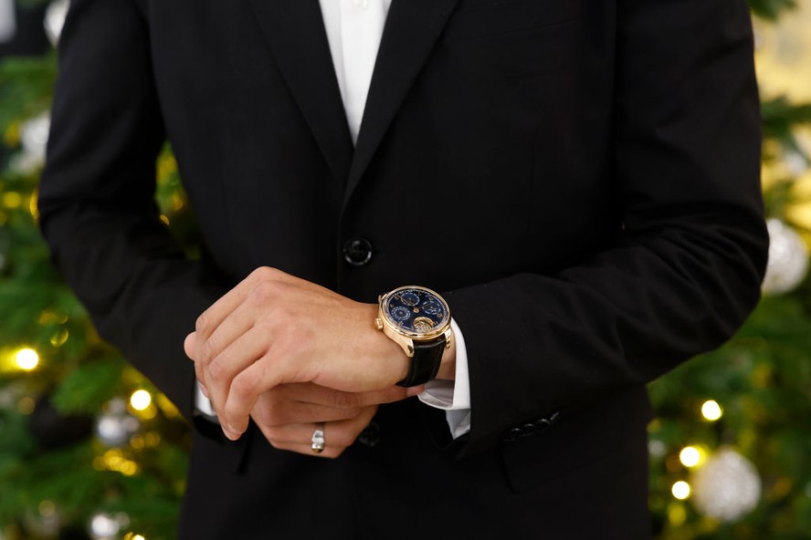 O Toque de Elegância: Acabamentos e Detalhes no Mostrador - inspiração 1