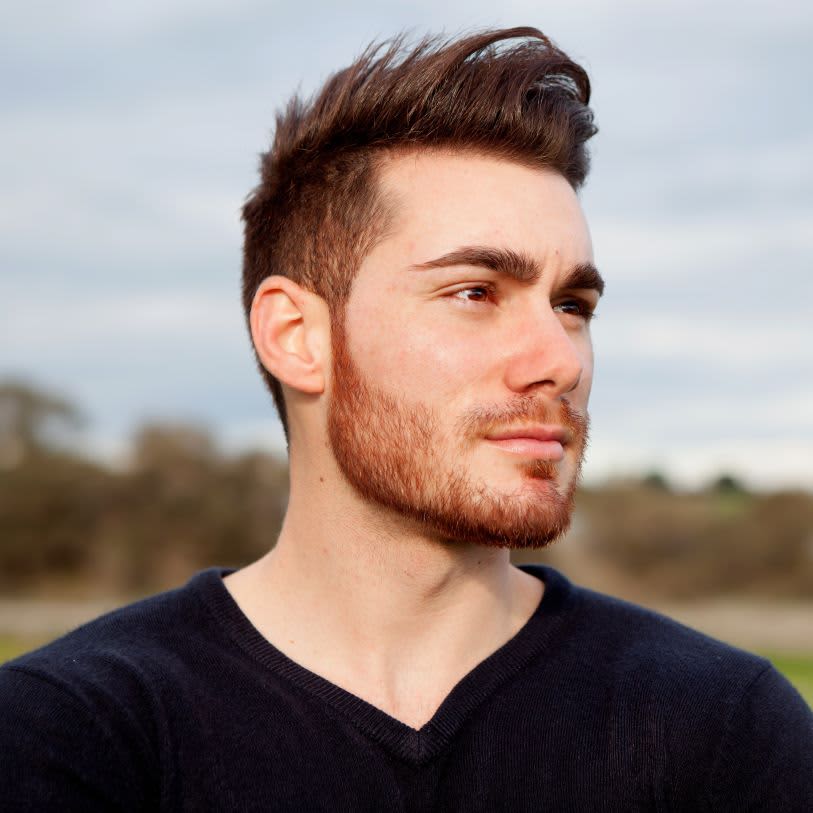 barba e cabelo masculino