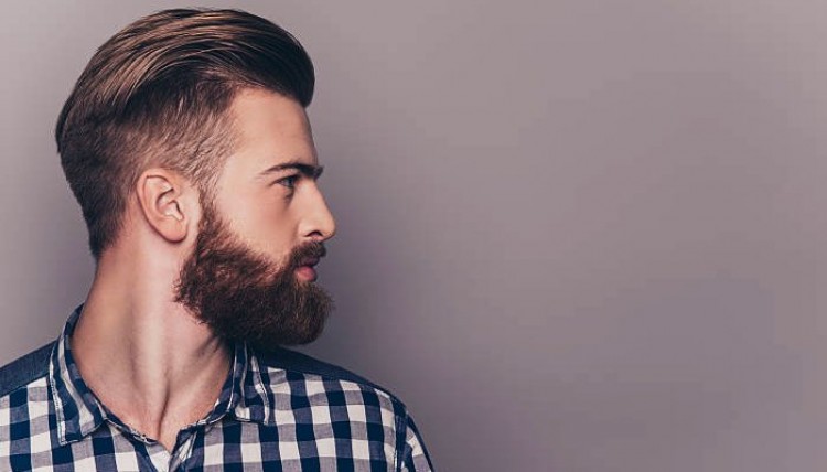 como fazer degradê na barba masculina