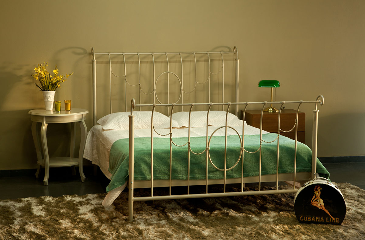 10 ideias de cabeceira de ferro para transformar seu quarto