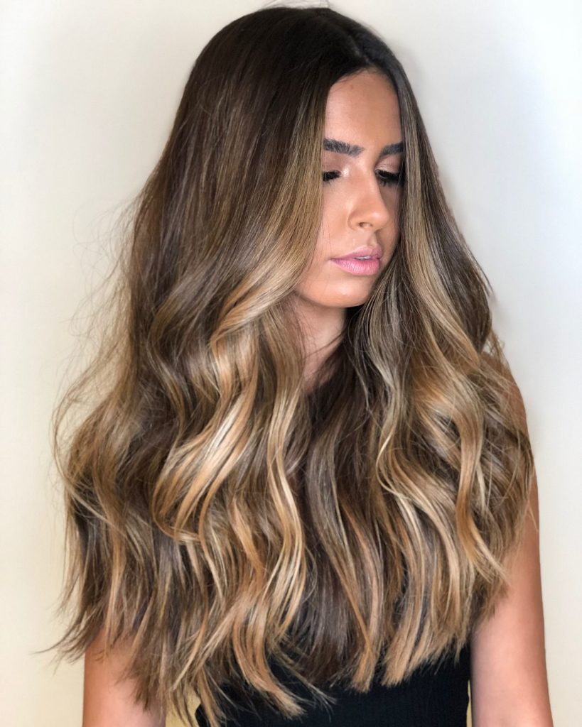 melhores cortes cabelo longo feminino para rejuvenescer