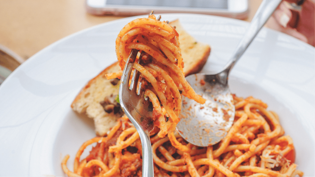 Carboidratos e Saciedade: Como Equilibrar Hormônios para um Jantar Saudável