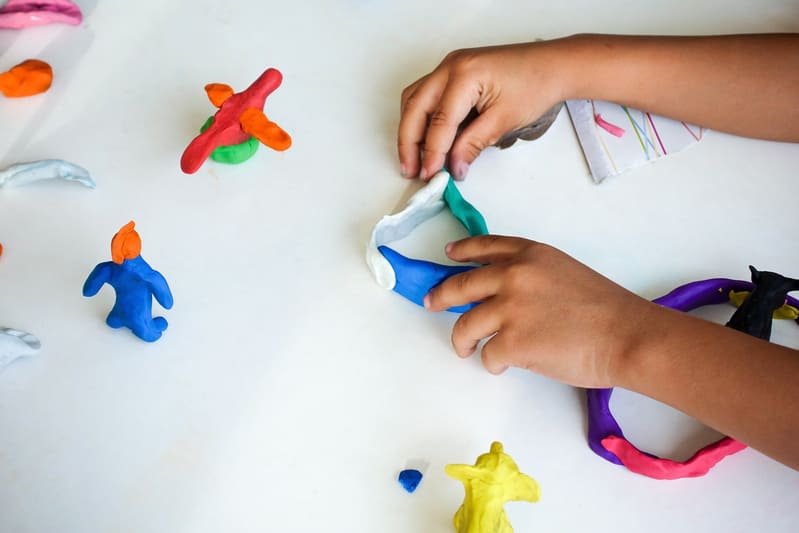 como fazer outros personagens de Divertida Mente 2 com massinha