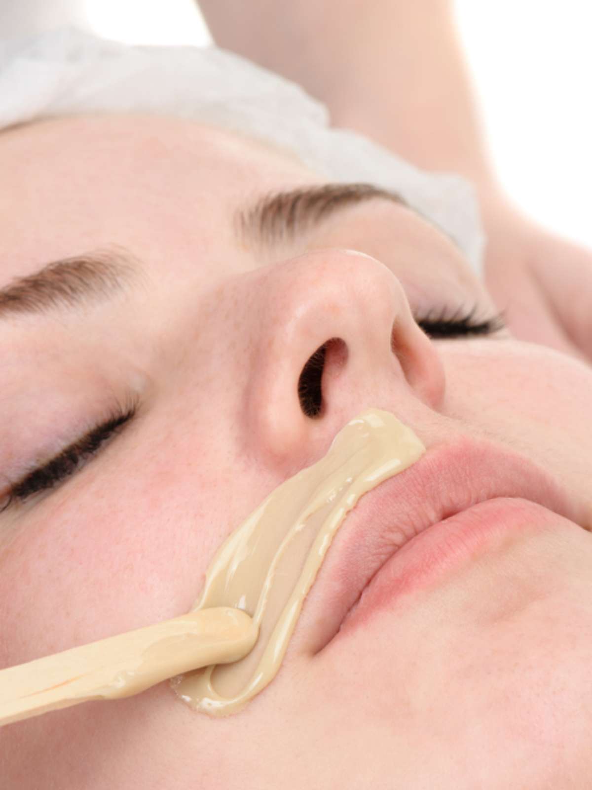Os Melhores Produtos Pós-Depilação para Acalmar a Pele do Buço