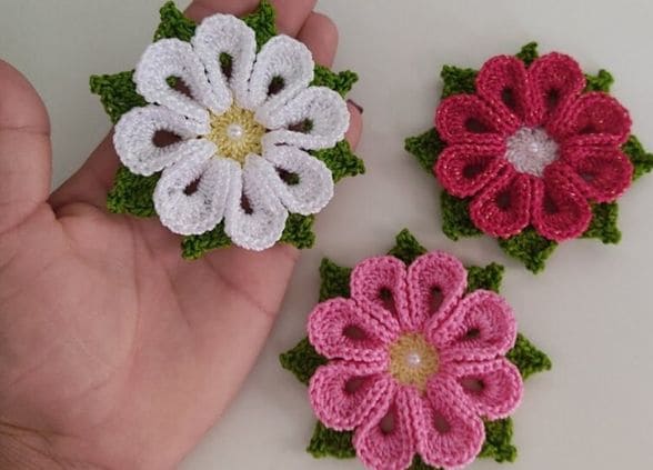 como fazer florzinhas com forminha de doce