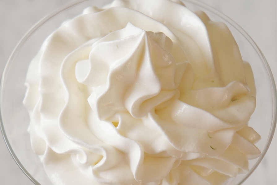 ideias sobremesas merengue suíço sem batedeira