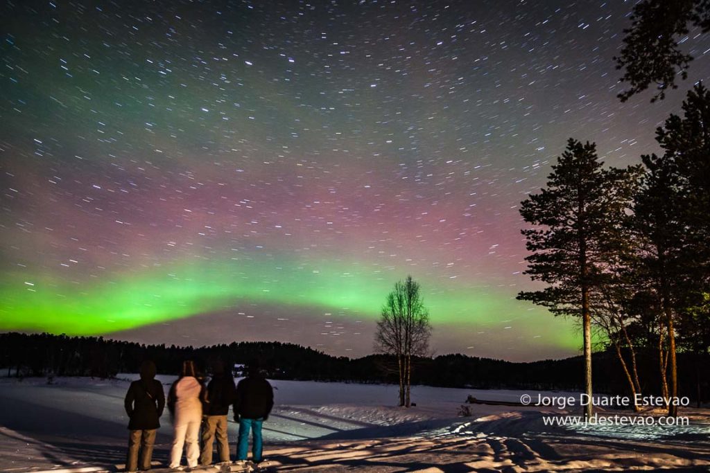 erros comuns ao orçar viagem aurora boreal