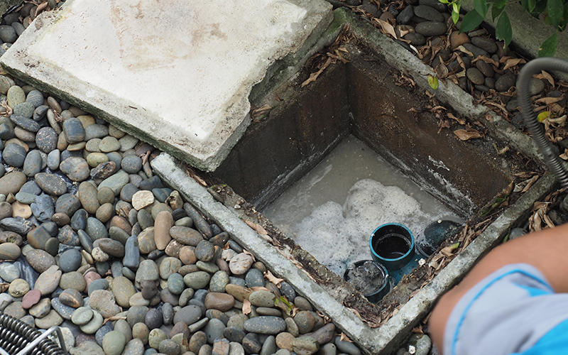 Erros Comuns na Limpeza da Caixa de Gordura e Como Evitá-los