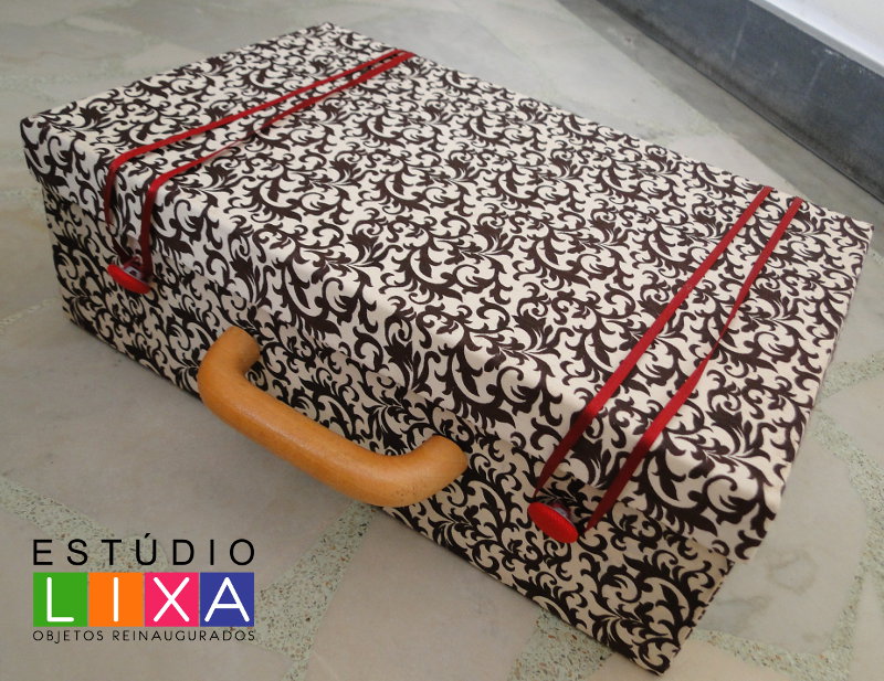 Projetos DIY com caixas de papelão