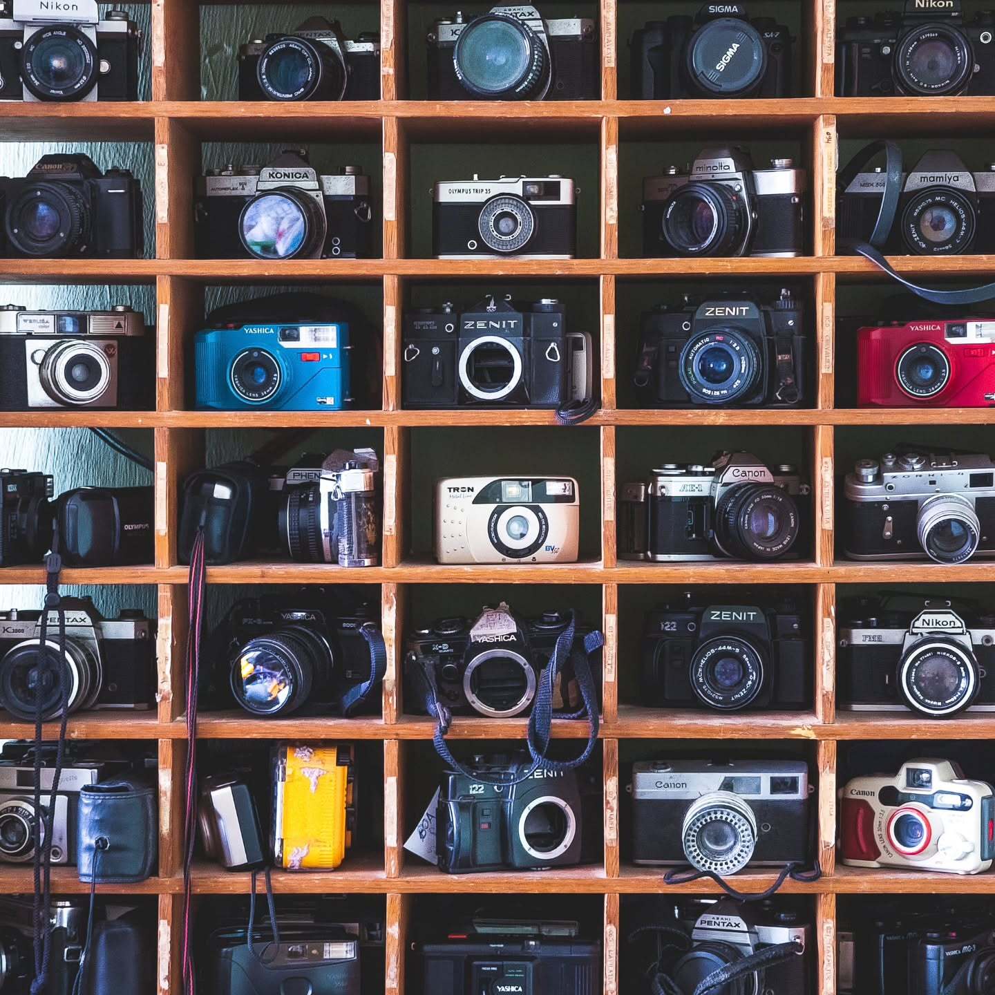 decoração com câmeras antigas