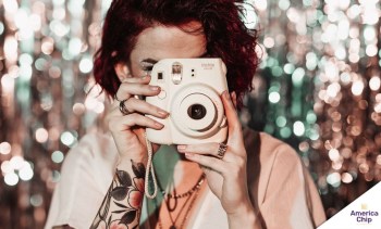 câmeras de baquelite versus metálicas na decoração