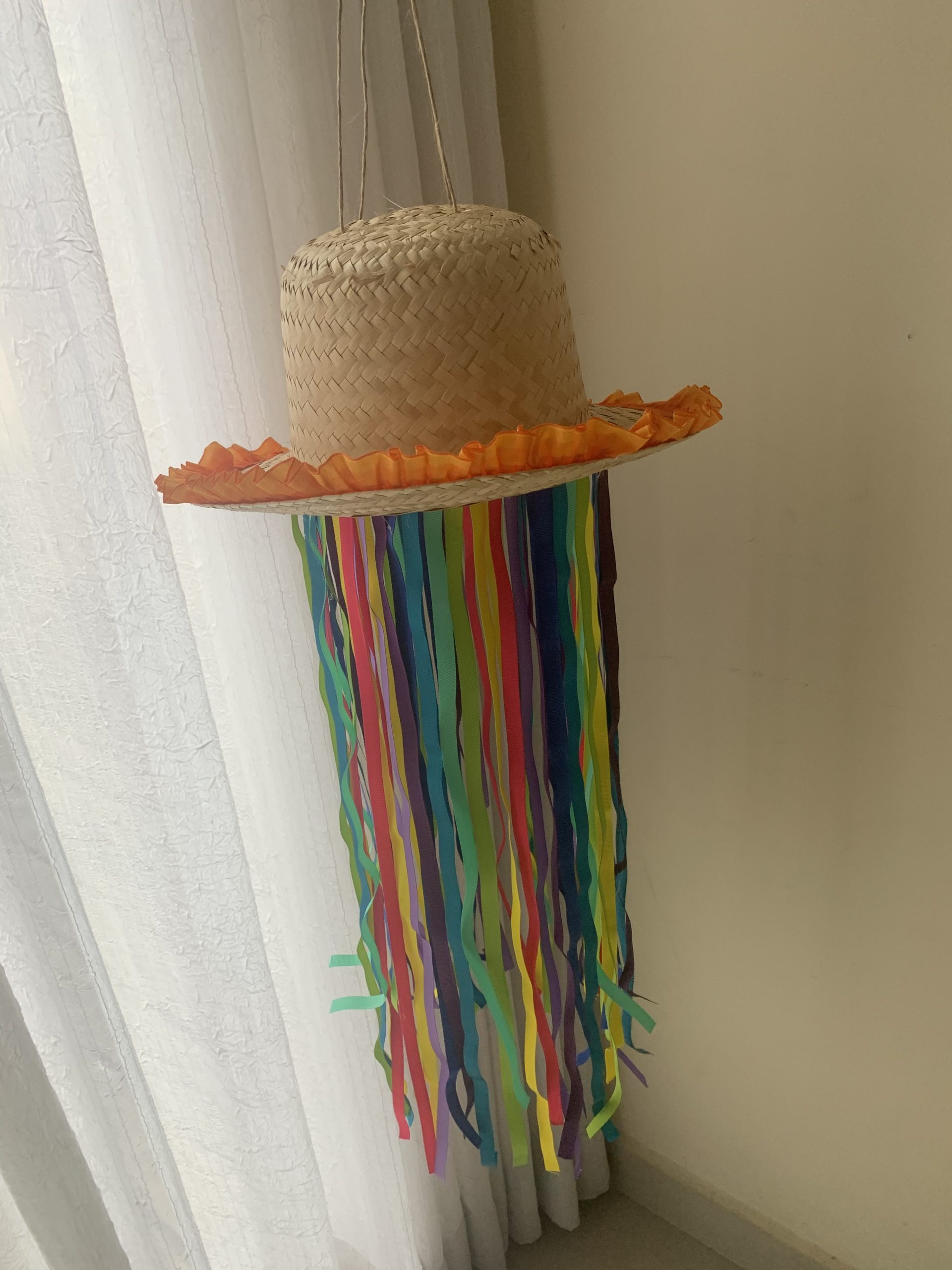 Decoração de Festa Junina com Chapéu de Palha: Ideias Criativas