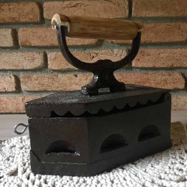 Guia Completo: Como Restaurar e Pintar um Ferro de Passar Antigo