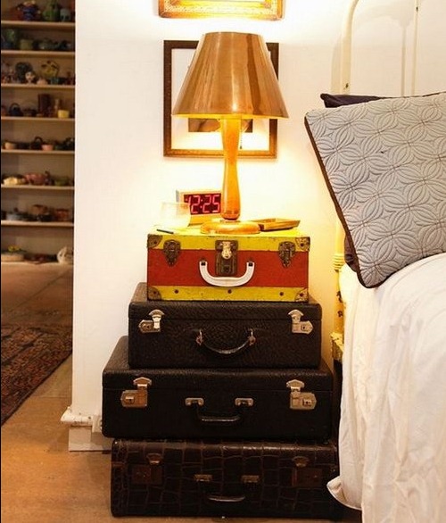 DIY: Crie uma mesa de centro com malas antigas