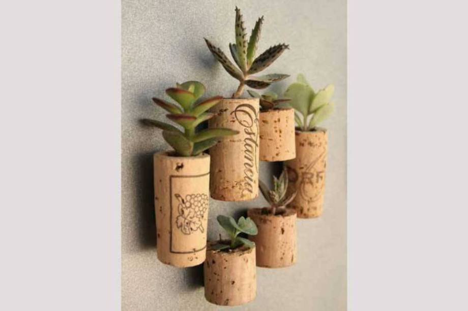 decoração com rolhas de vinho branco