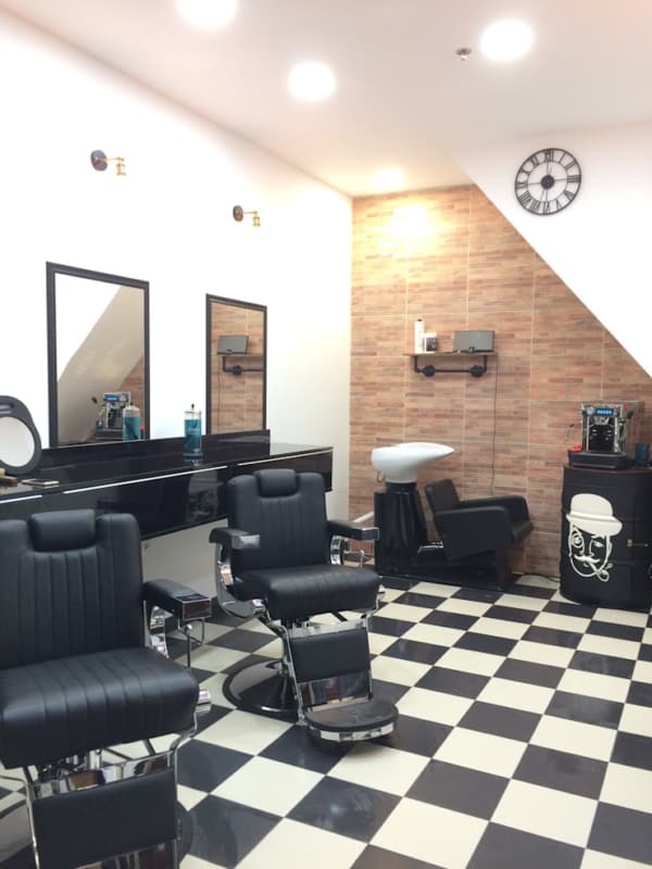 estilo industrial versus minimalista barbearia qual escolher