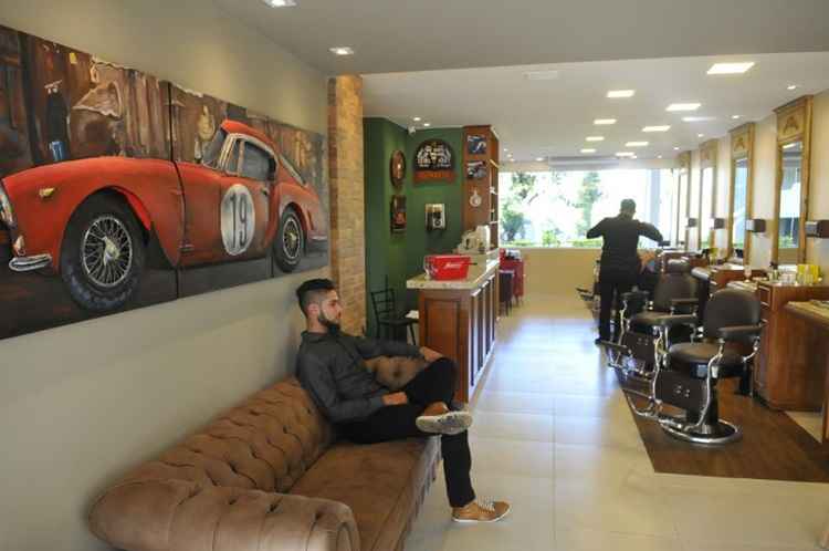 decoração de barbearia vintage