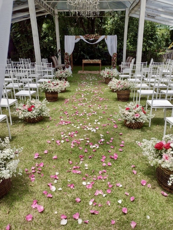 iluminação para casamento simples