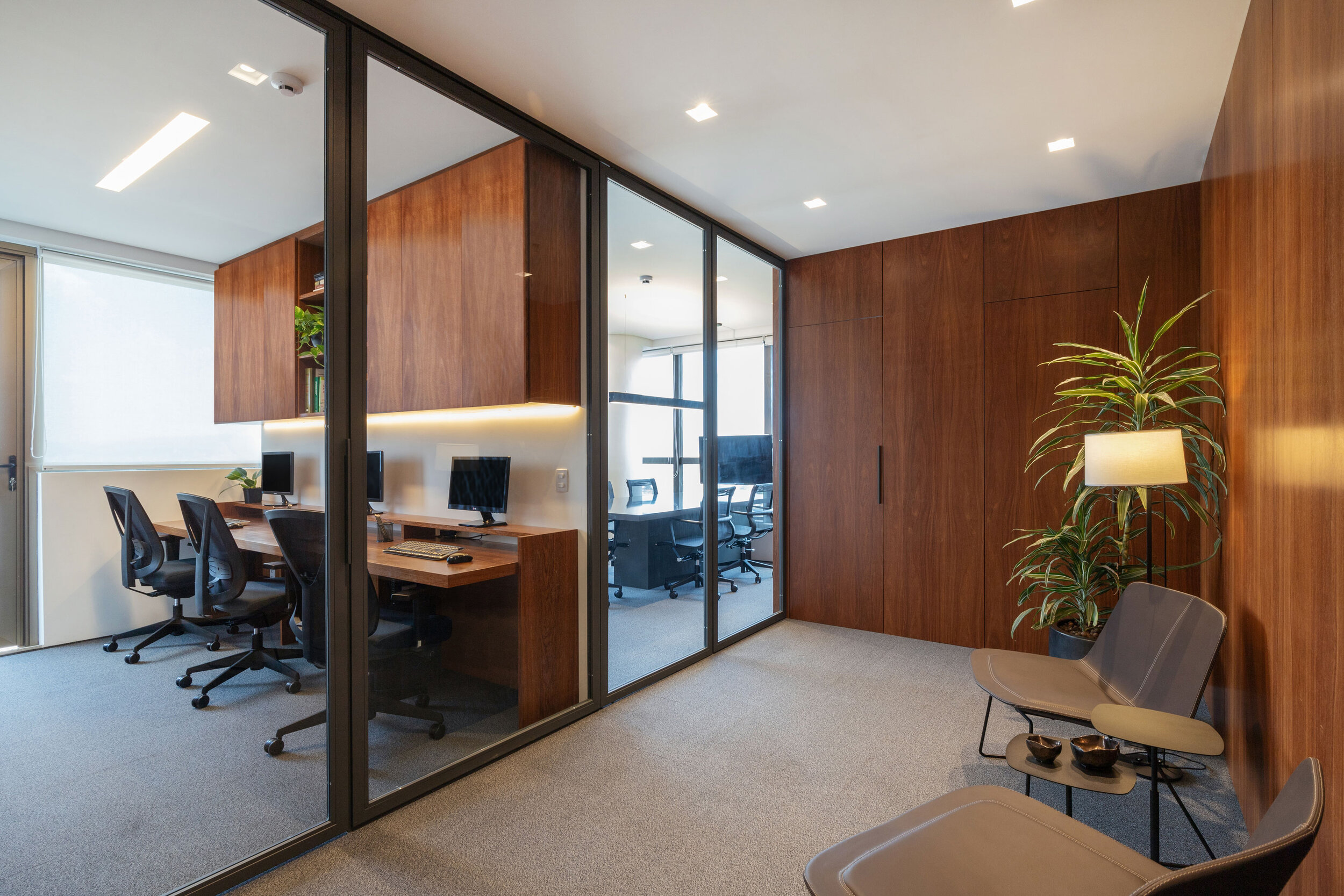 escritório de advocacia moderno vs clássico