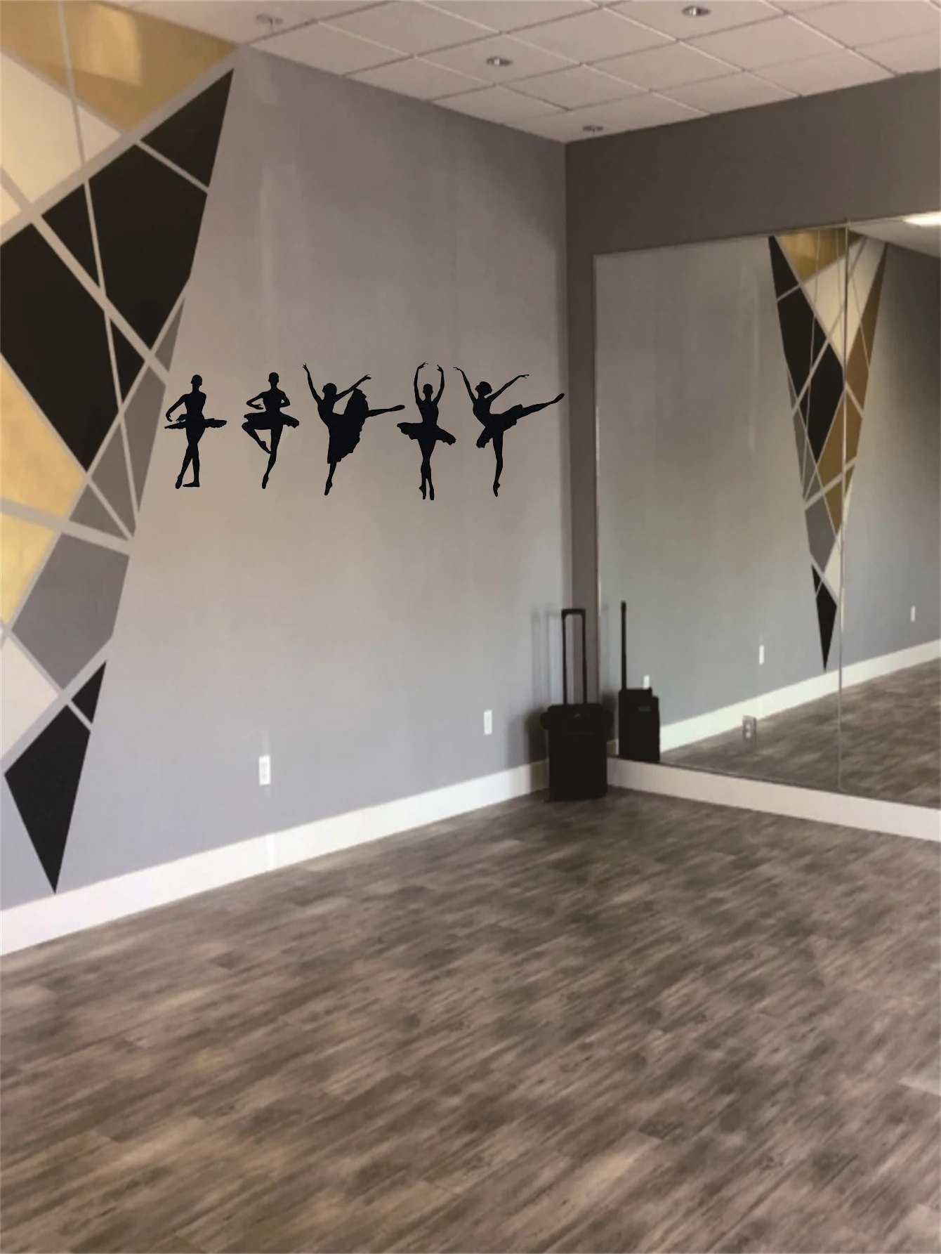 decoração estúdio de dança industrial