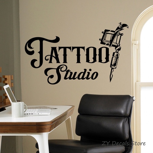 decoração estúdio de tatuagem vintage