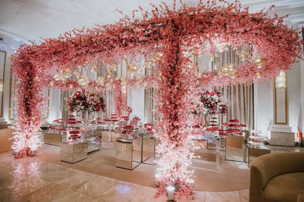 decoração mesa casamento civil pequena