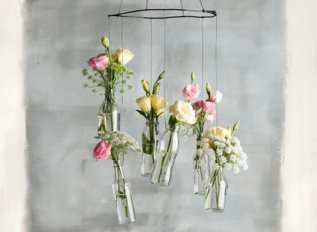 como usar jardim vertical na decoração de floricultura