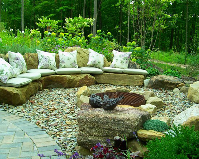 decoração de jardim com pedras brancas