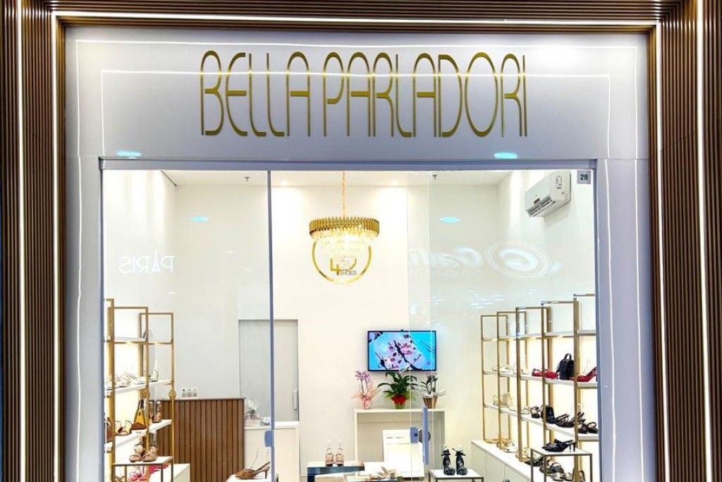 decoração de loja de calçados femininos