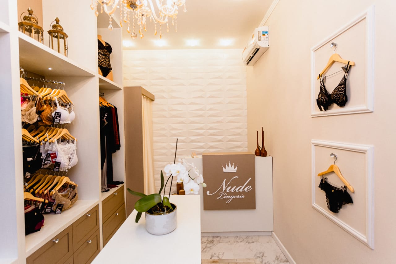 decoração de loja de lingerie