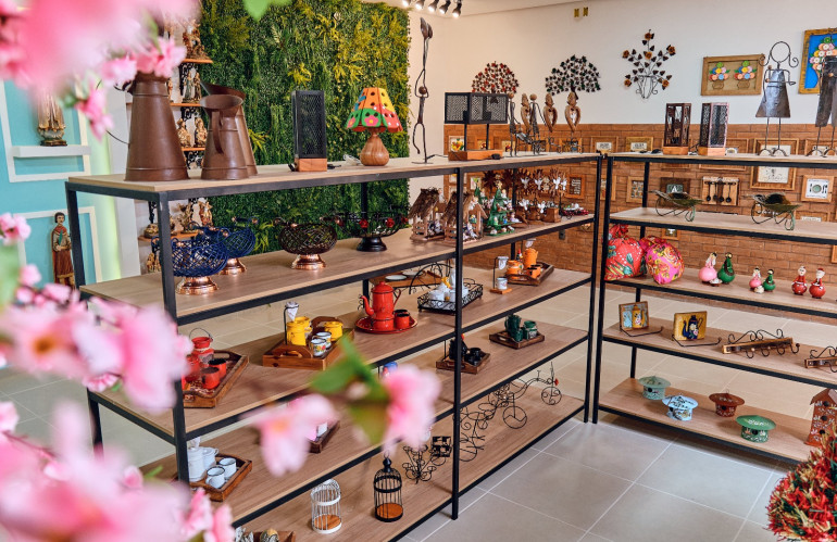 A Importância da Renovação Constante no Visual Merchandising de Móveis