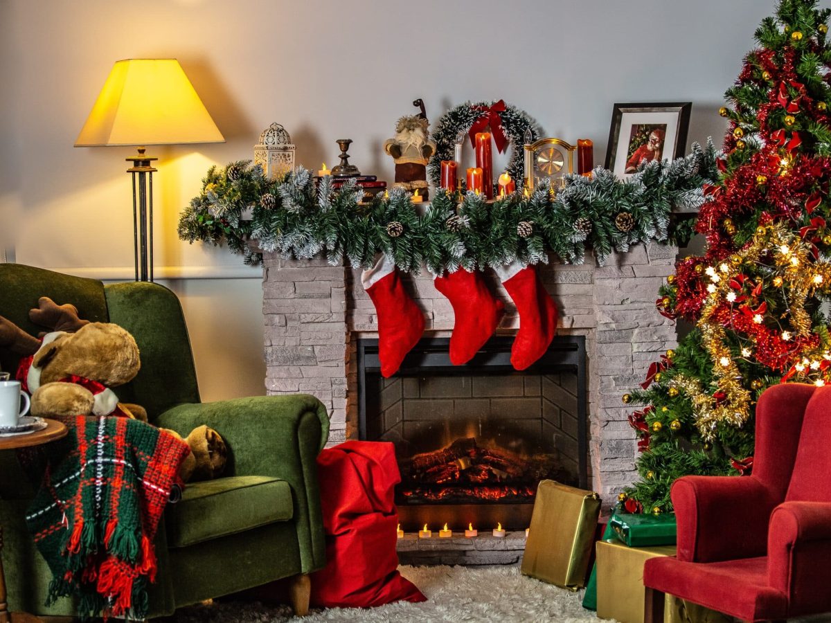 ideias criativas de arvore de natal na parede