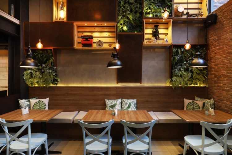 decoração de padaria industrial vs rústica