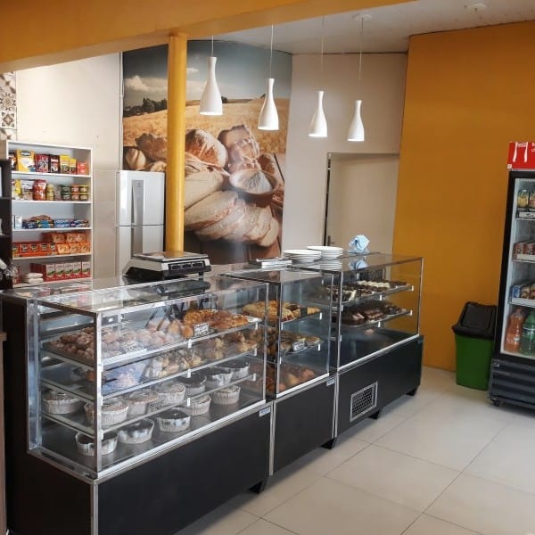 decoração de padaria industrial vs rústica