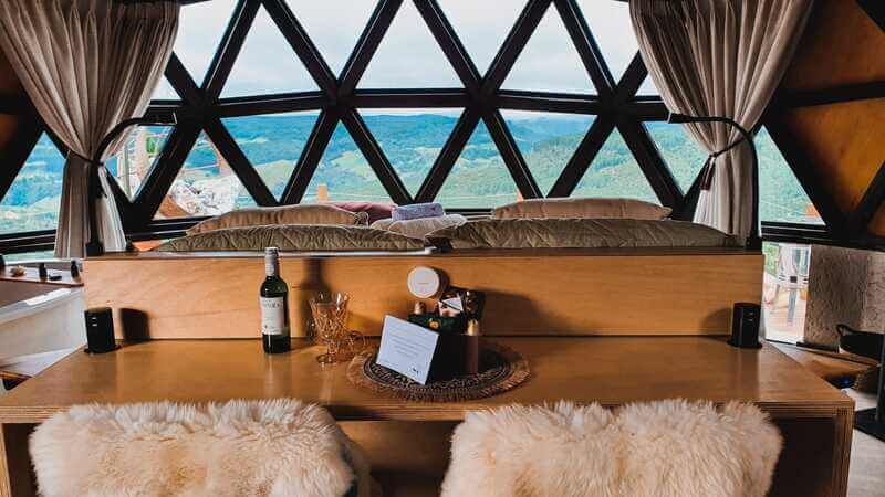 quanto custa decorar um quarto de hotel