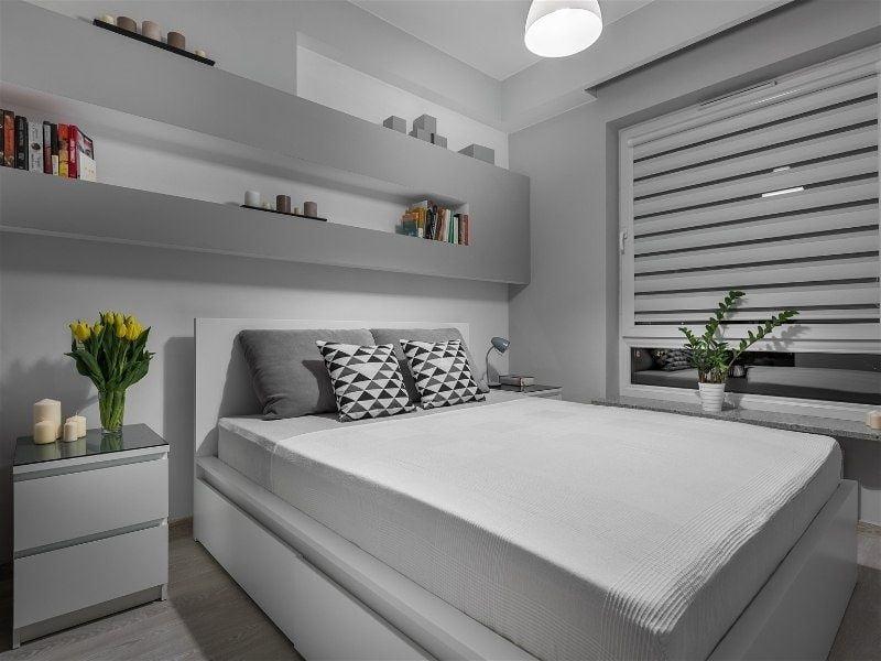 como usar espelhos para ampliar quarto pequeno