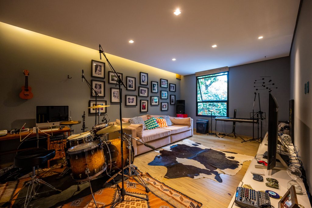decoração de sala de música