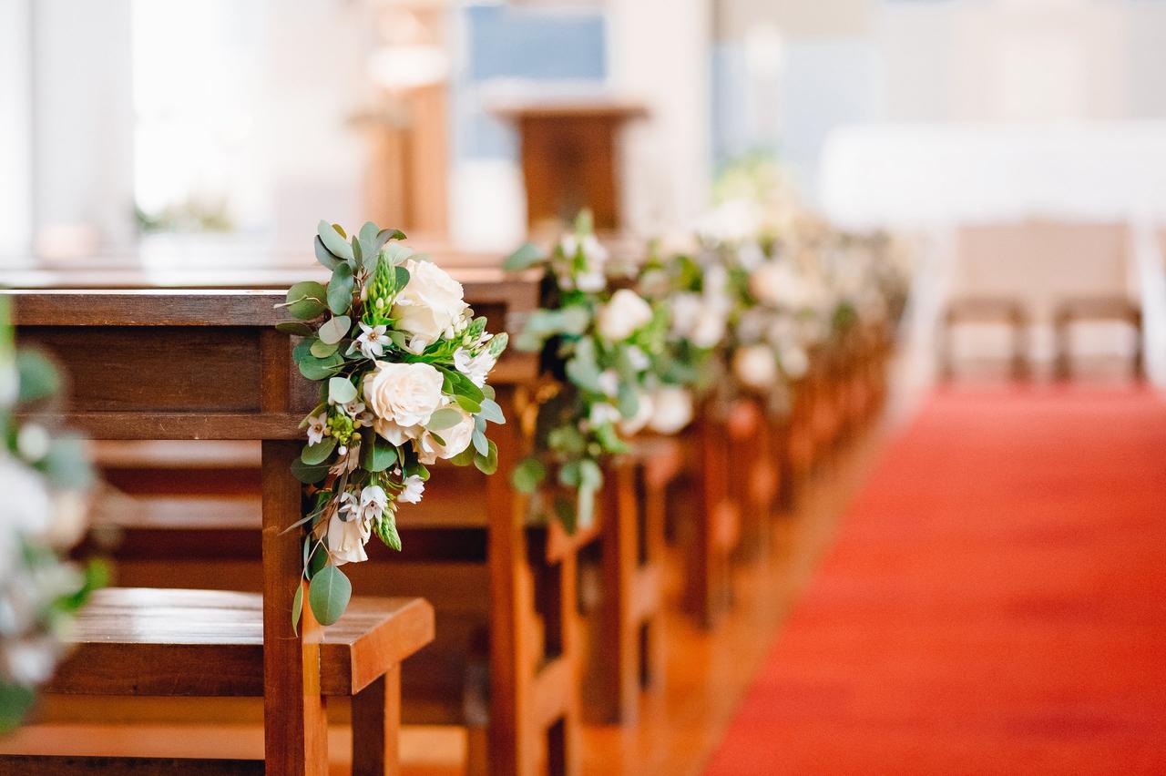 decoracao igreja casamento simples